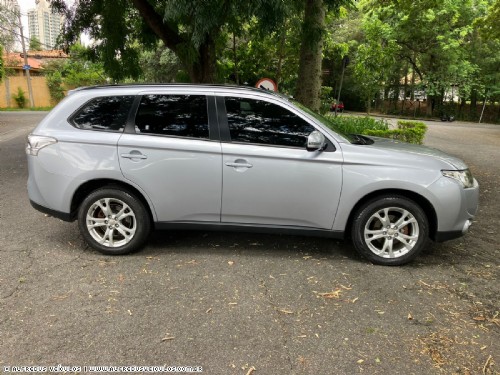 Mitsubishi OUTLANDER 2.0 2013/2014